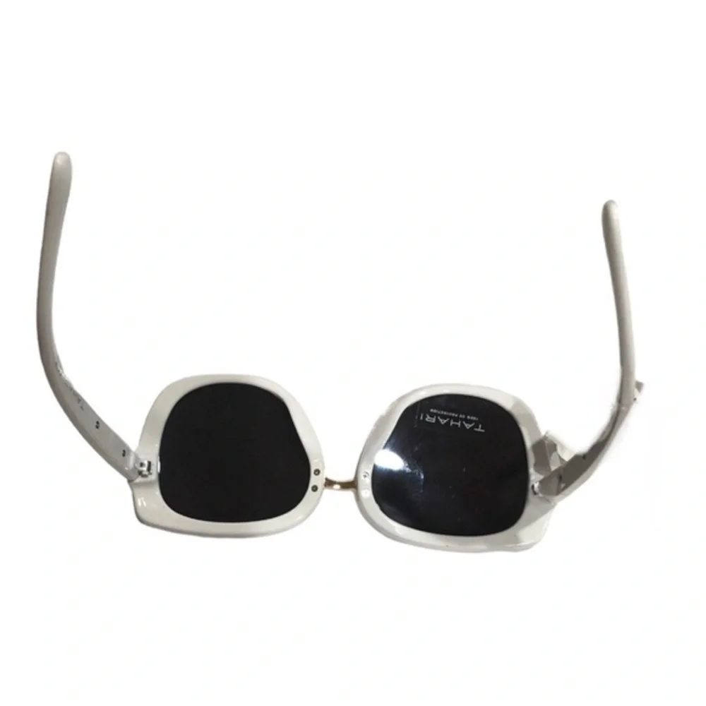 Tahari glamorous Jackie-o style white gold chainlink oversized oval‎ sunglasses